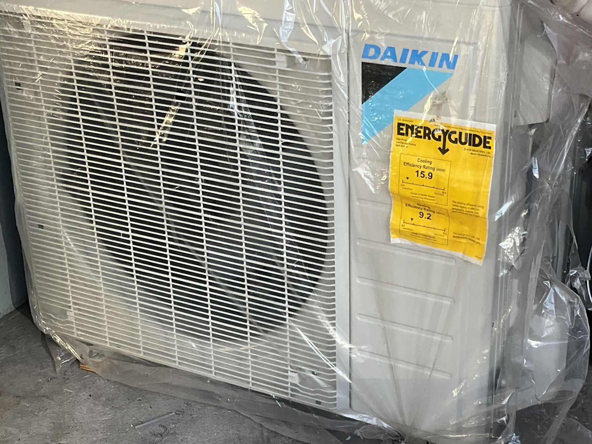 Daikin 36000 heat pump 15.9 RX36NMVJUA, FTX36NVJU New!