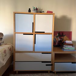 Contemporary bookcase
