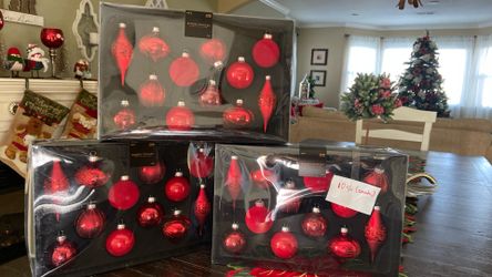 Christmas Decorations 10 Each