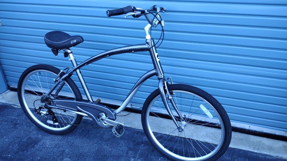 Giant Suede Comfort Cruiser Excellent!