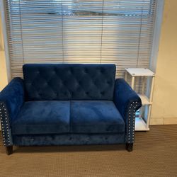 Sofa,Loveseats And Accent Chairs. Color:Navy Velvet