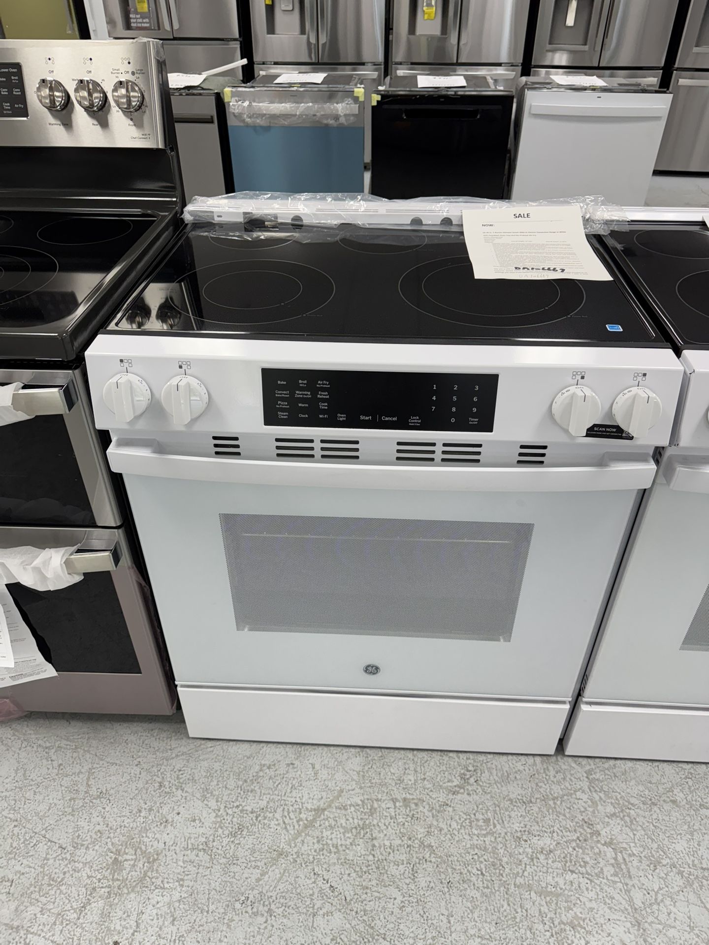 GE 30 Inches 5 Burner Element Slide In Electric Range With Air Fly