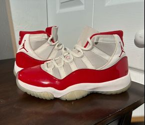Jordan 11 Retro Cherry (2022)