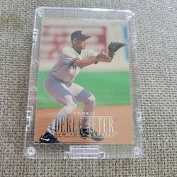 DEREK JETER 1996 FLEER ULTRA "MEDALLION" ROOKIE CARD #386