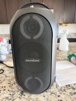 Speaker with Bluetooth ( used)