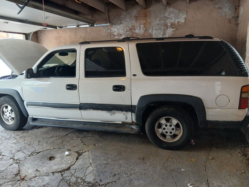 2002 Chevrolet Suburban