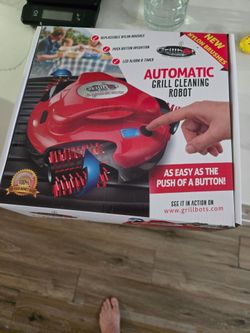 Grillbot automatic grill cleaner