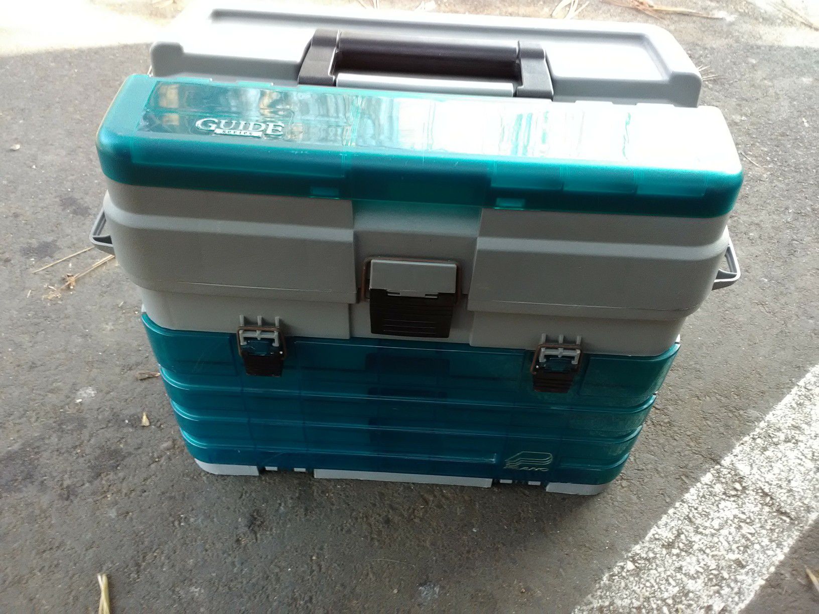 Plano Guide Series Tackle Box for Sale in San Diego, CA - OfferUp