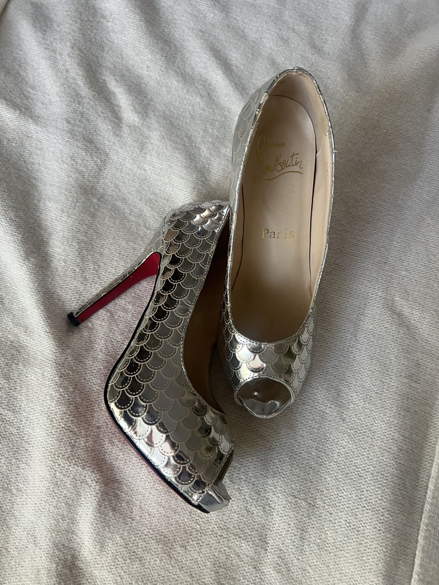 Christian Louboutin Metallic Leather Peep Toe Heels Womens 36 