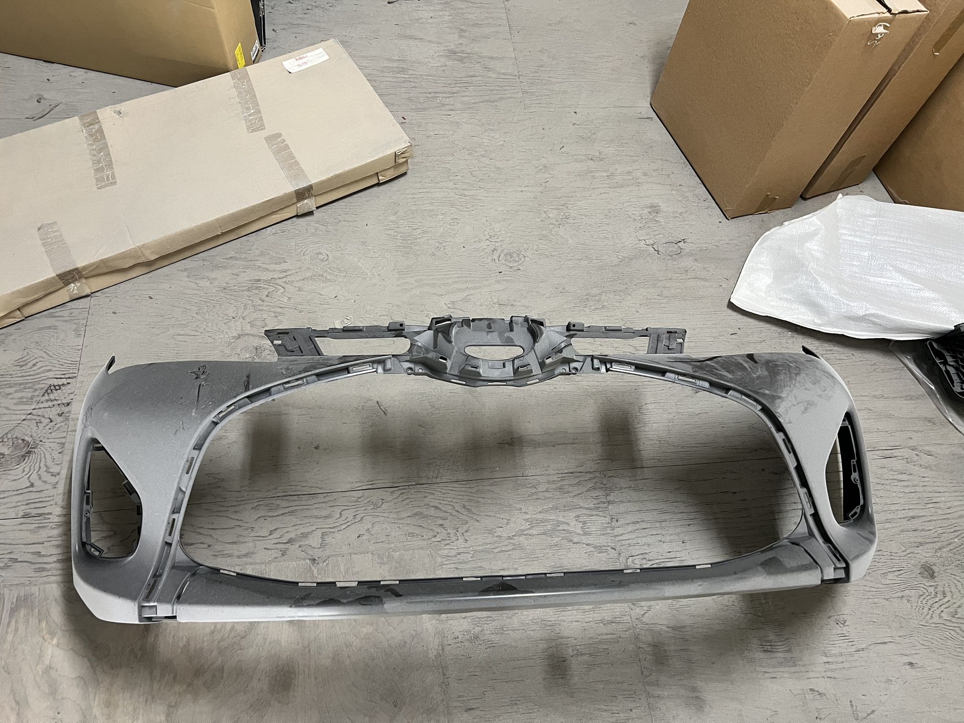 Toyota Yaris Oem Original Bumper 2015-2017