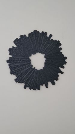 Moderno en metal mide 23 X 23 pulgadas
