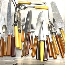 23 Bakelite/Catalin…Utensils 