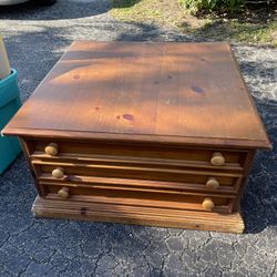 Wooden Matching Coffee Table And Side Table With Storage Drawers