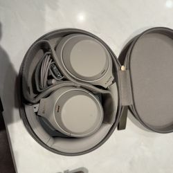 sony headphones noise cancelling