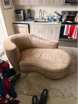 Chaise Lounge