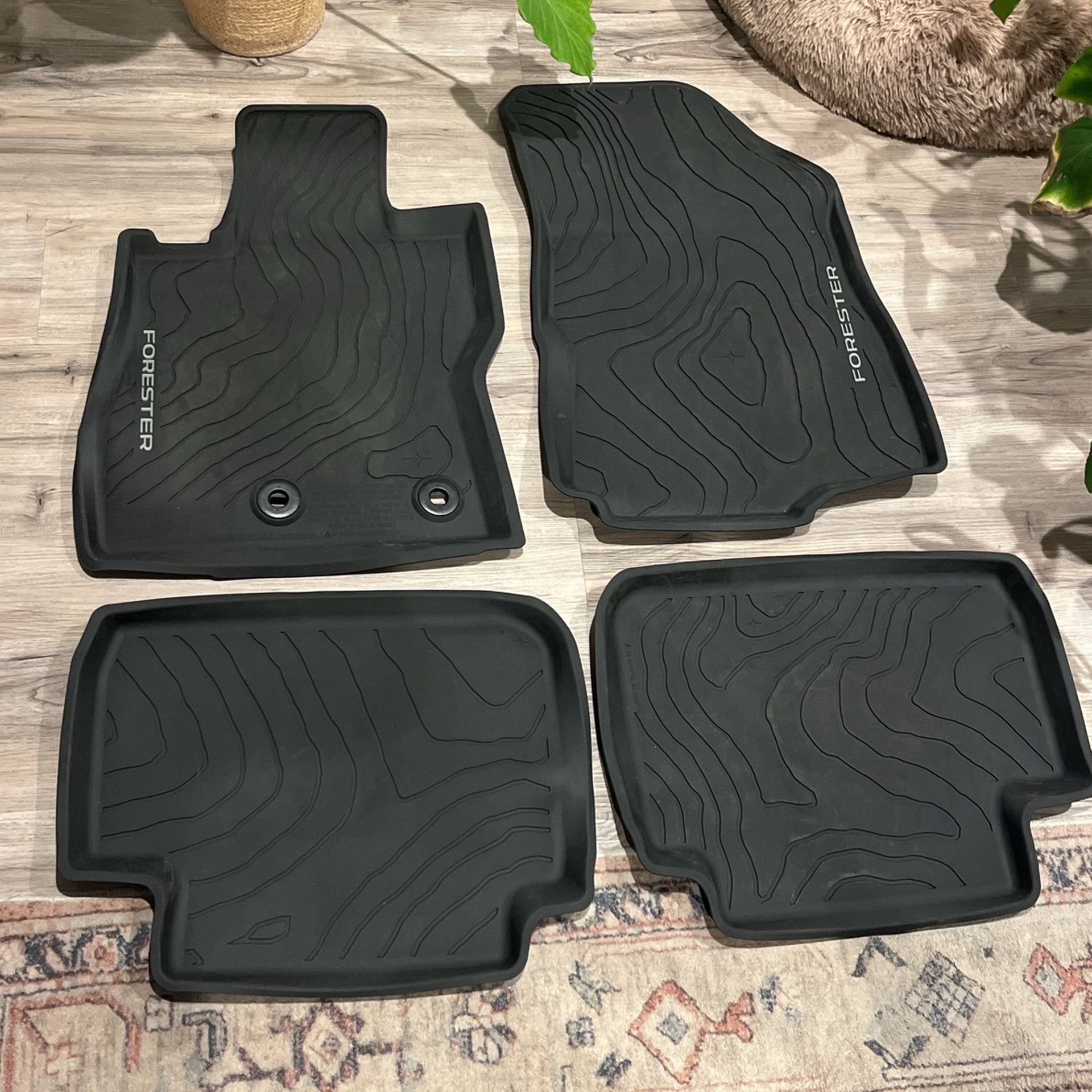 Subaru Floor Mats - Forester 2025