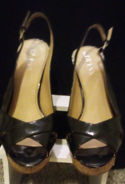 Guess 👠