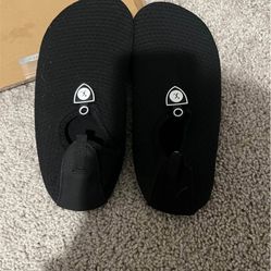Women’s Water Shoes 