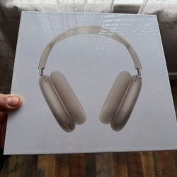 Apple AirPods Max (Starlight) – New/Sealed