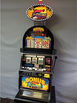 IGT Sizzling 7s S2000 Slot Machine + Stand