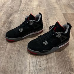 Jordan 4 size 10