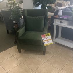 Chair With Copper Nauls