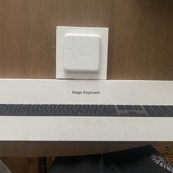 Apple Magic Keyboard And 60w Charger 