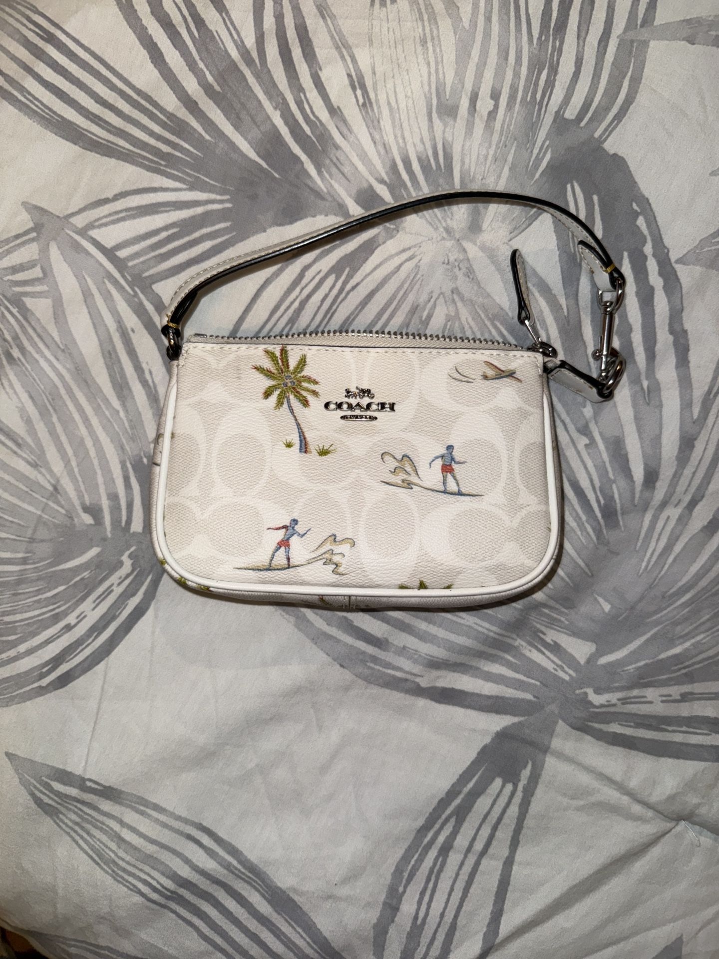 Coach Nolita 15 In Wristlet In Hula Print 