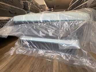Split King Tempurpedic Proadapt medium