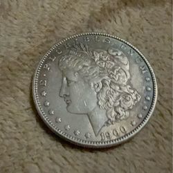 1900 Philadelphia AU/uncirculated Morgan dollar