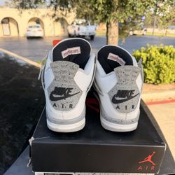 Jordan 4 