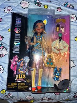 Cleo monster high doll