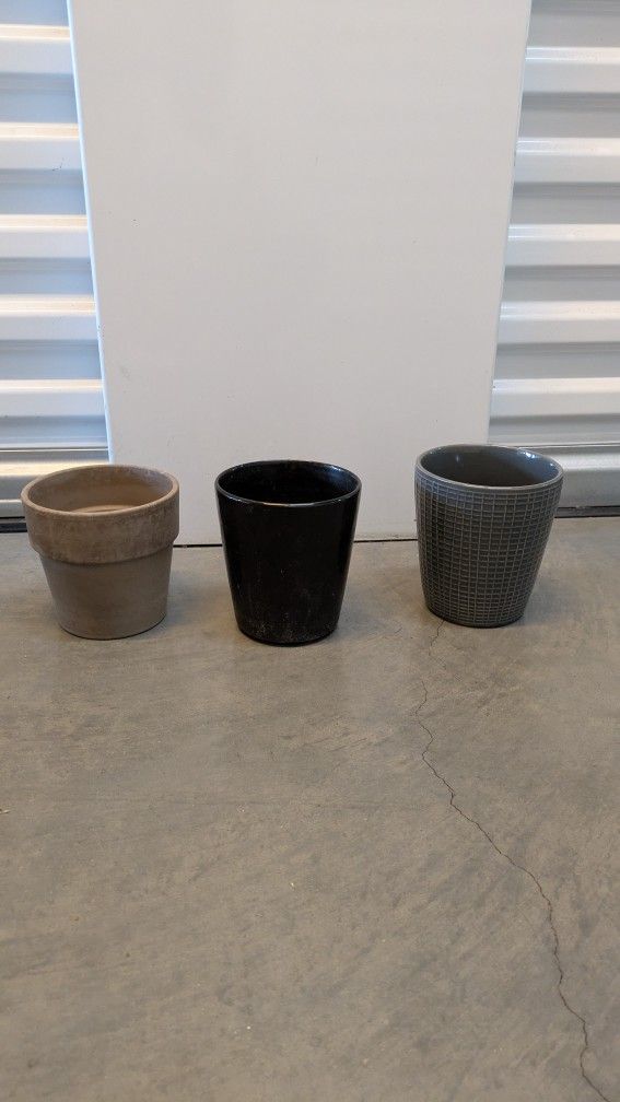 Pots Small Planting Pots $10 Each take All $20