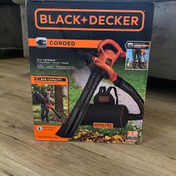 BLACK + DECKER: 3 in 1 Vacpack.