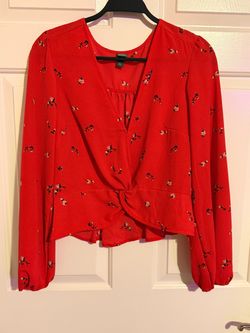 Wild Fable Red Floral Twist Front Long Sleeve Blouse – Large