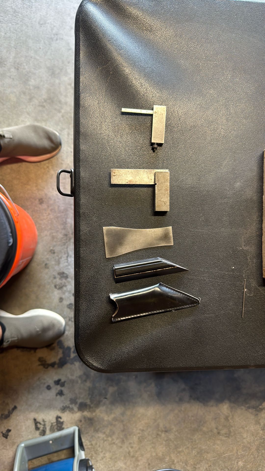 Square And Flatness Gauge 