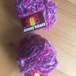 Lot of 2 Anny Blatt Yarn. 43% Wool and 57% Polyamid. 50 g skeins. 100 grams total.