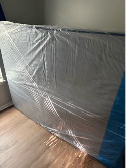 Queen mattress