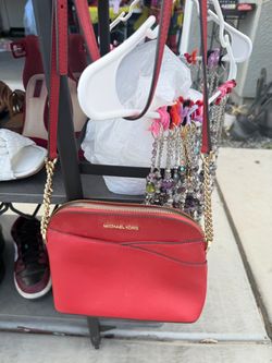 Micheal kors purse