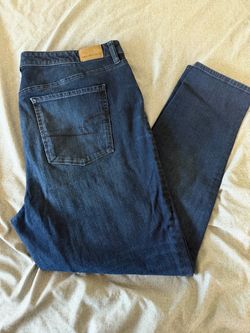 Women’s American eagle jeans