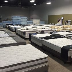💤😴 NEW!!  Still in Plastic Mattress Liquidation TWIN KING FULL QUEEN IN PLASTIC!!  🚛Delivery is Available💤 😴 