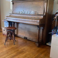 Antique piano