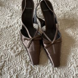 Vera Wang Heels