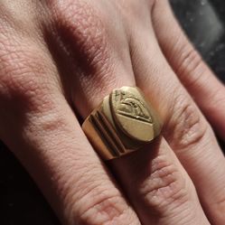 signet ring men 18k gold