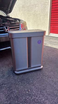 Simple Human Dual Can