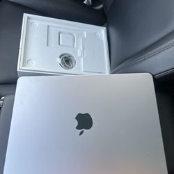 MacBook Air 13.6” M2 