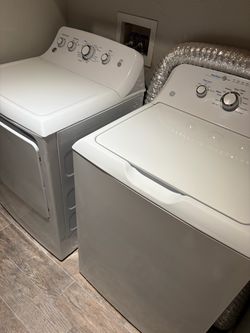 GE Washer and Dryer Set