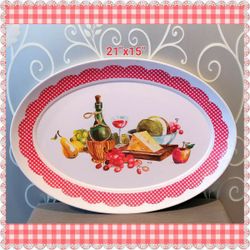 VINTAGE RETRO PLASTIC SERVING PLATTER 
