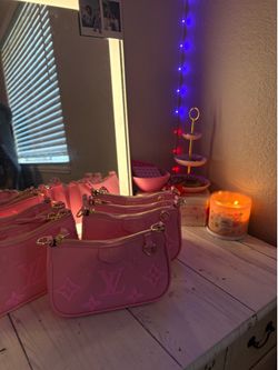 Cute pink purse