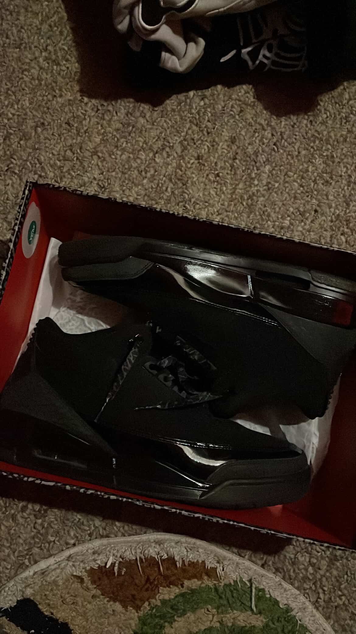 Black Cat 3s Size 12